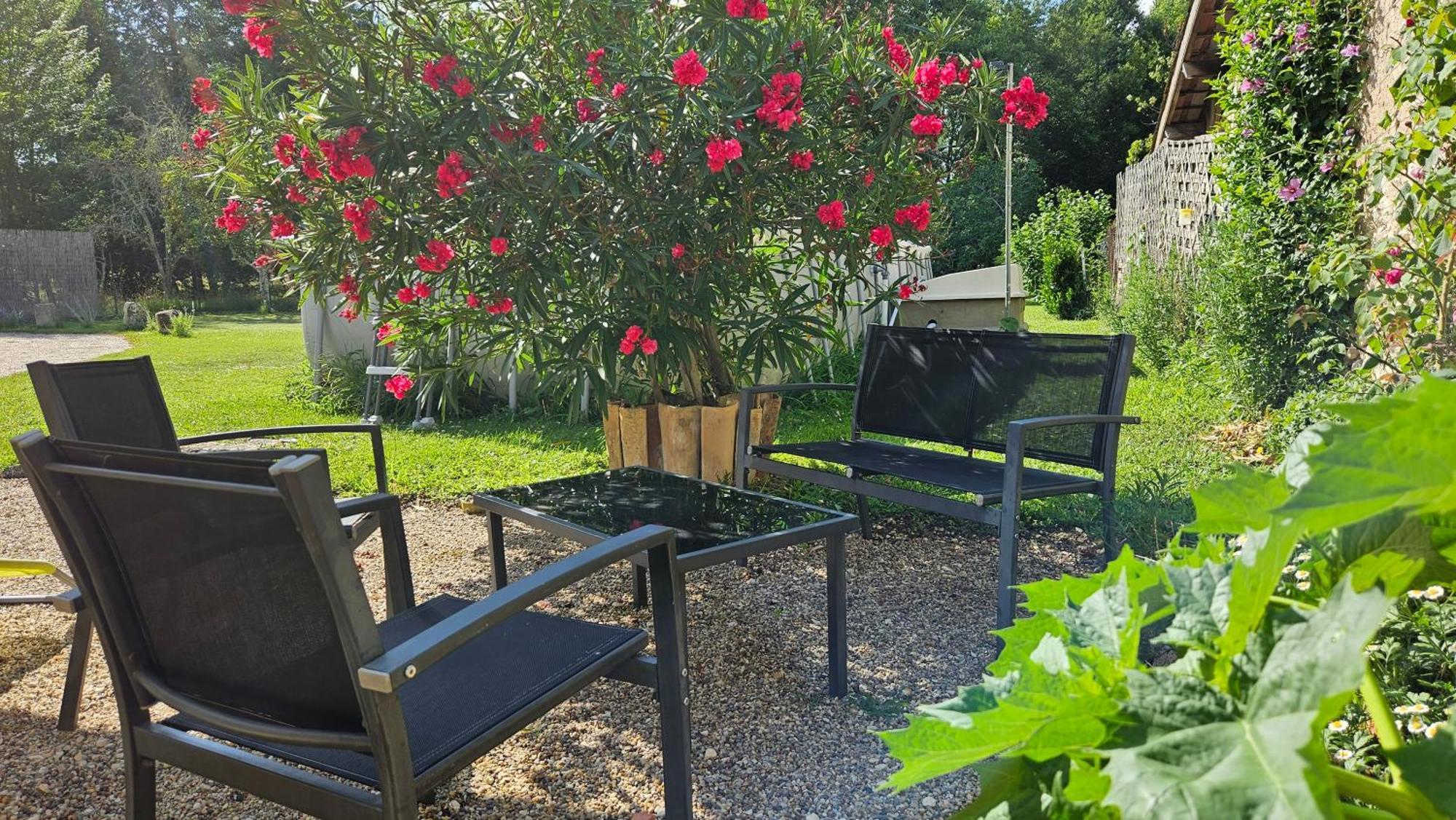 Le Fleix Chambres Et Gites Les Deux Chenes Pres De Bergerac מראה חיצוני תמונה