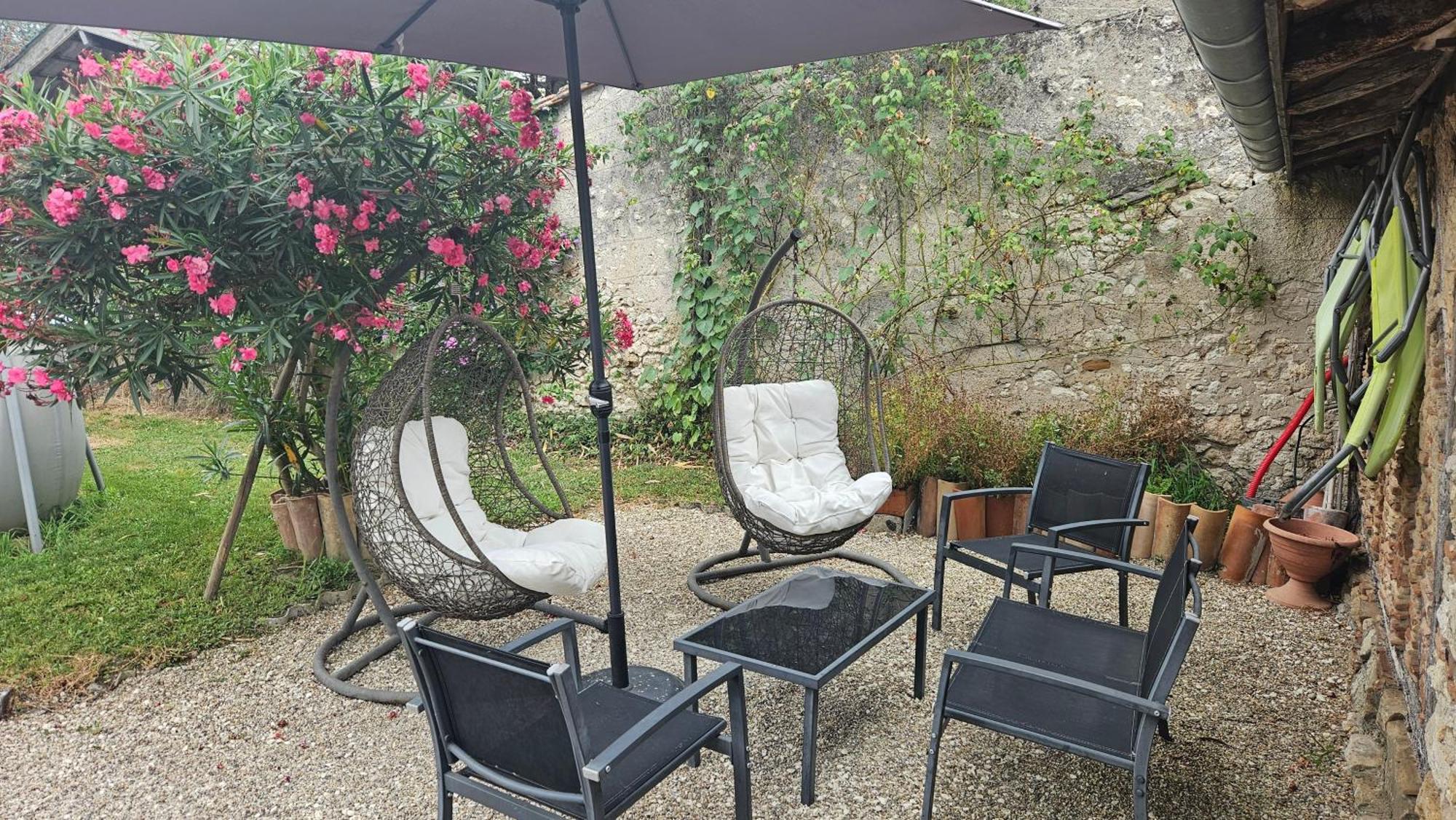 Le Fleix Chambres Et Gites Les Deux Chenes Pres De Bergerac מראה חיצוני תמונה